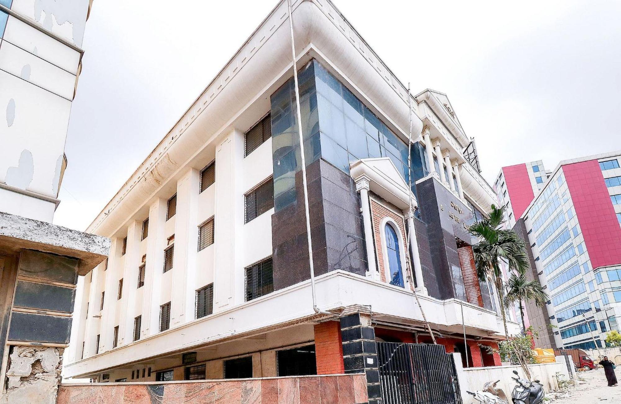 Hotel O The Royal International Hotel Bangalore Exterior foto